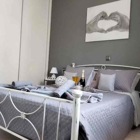 Grey Sense Luxury Apartment Iraklio Exterior foto